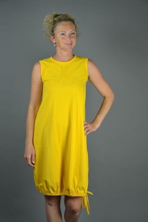 Nové šaty S , fler