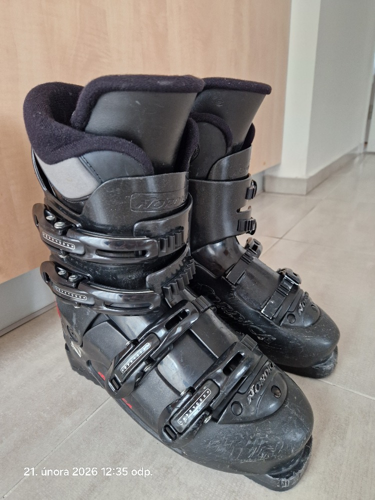 Lyžařské boty Nordica vel.270