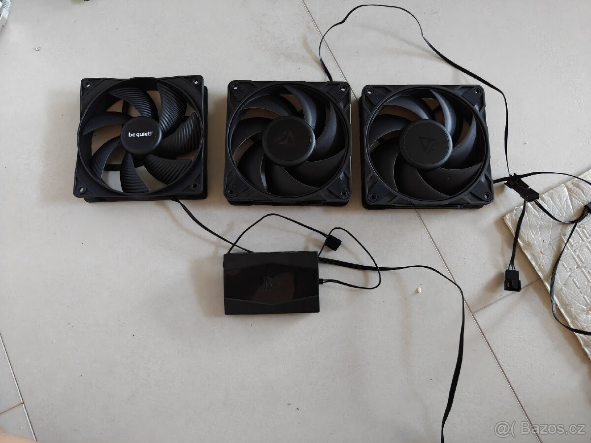 Ventilátory do PC skříně a Fan Hub