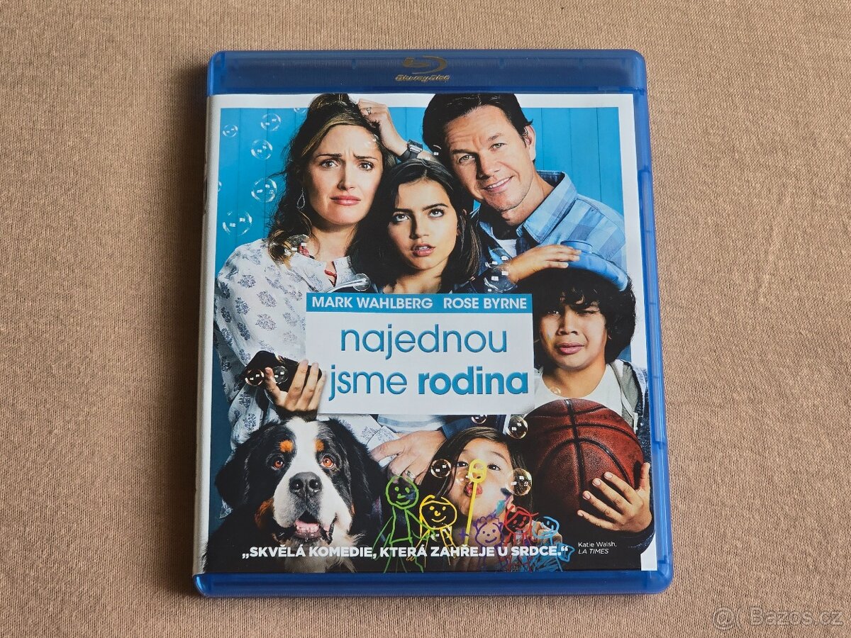 NAJEDNOU JSME RODINA (BD, CZ dabing) Mark Wahlberg