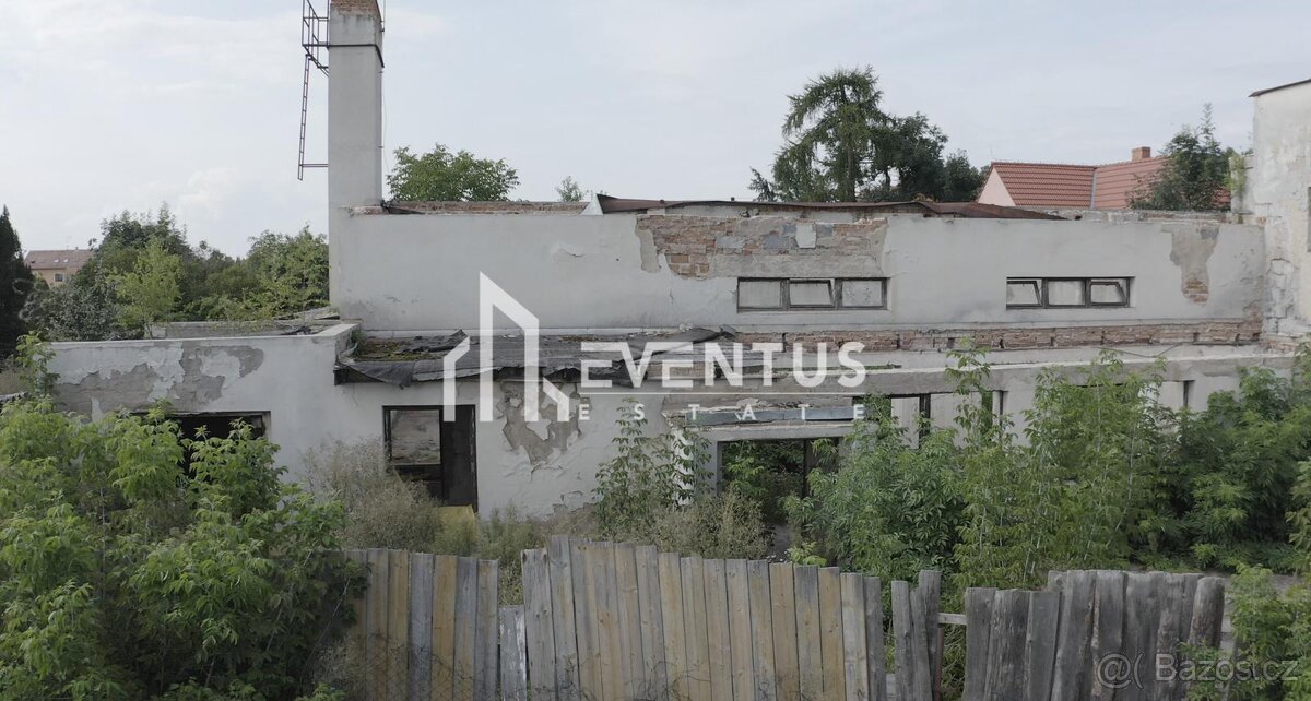 Prodej stavebního pozemku 1328 m2