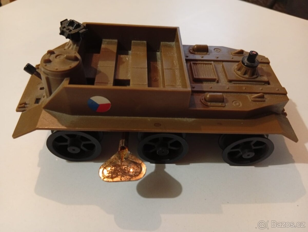 Tank na klíček