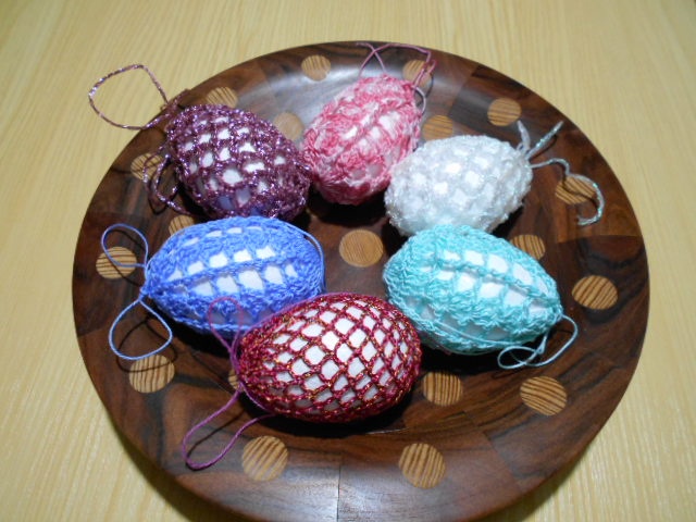 Dekorační krásná miska z exotického dřeva