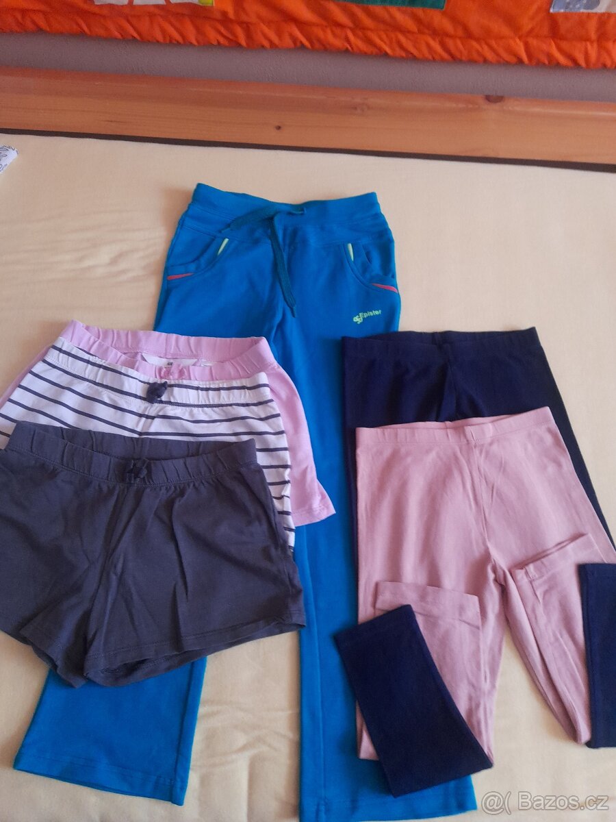 Dívčí tepláky, 3/4 legíny, kraťasy vel. 134