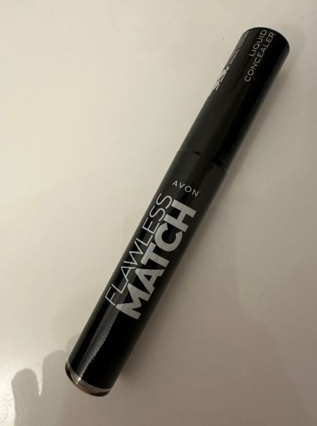 Tekutý korektor Flawless Match