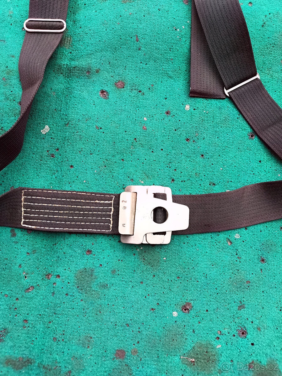 Prodám bezpečnostní pás Zetor