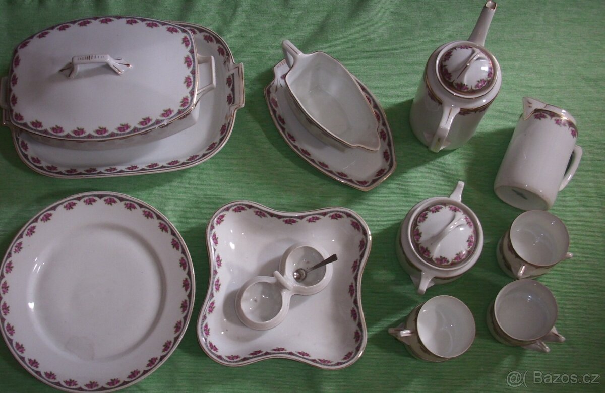 Porcelánový set