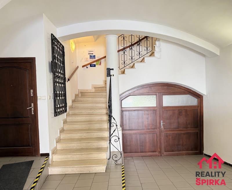 Pronájem komerčních prostor 50 m2, Svitavy - náměstí