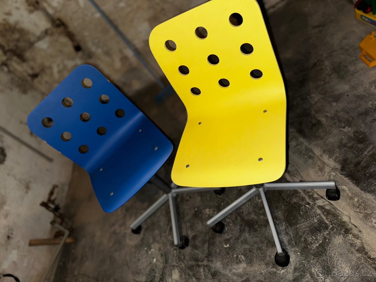 Ikea dřevěné otočné židle