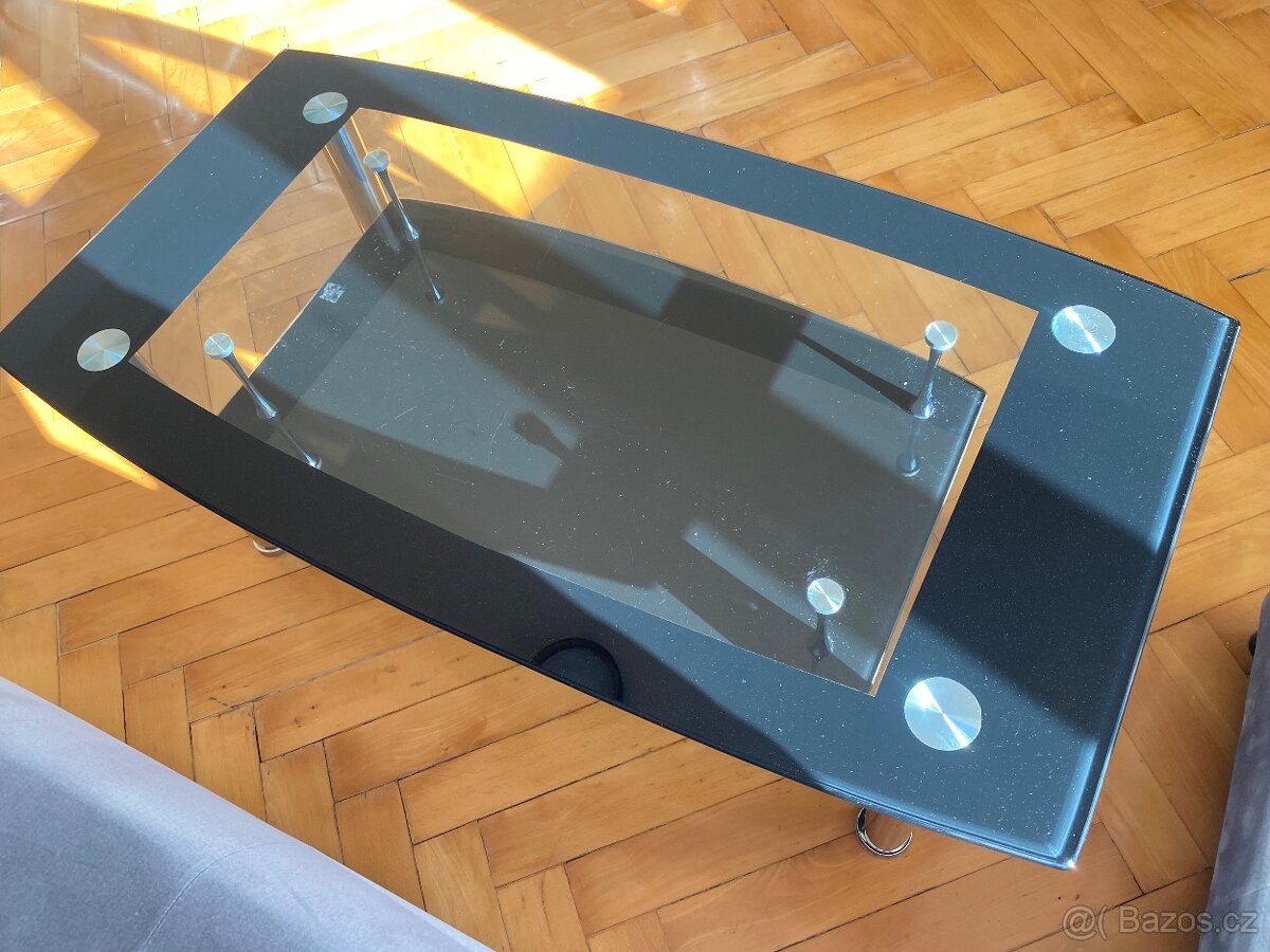 Konferenční stolek