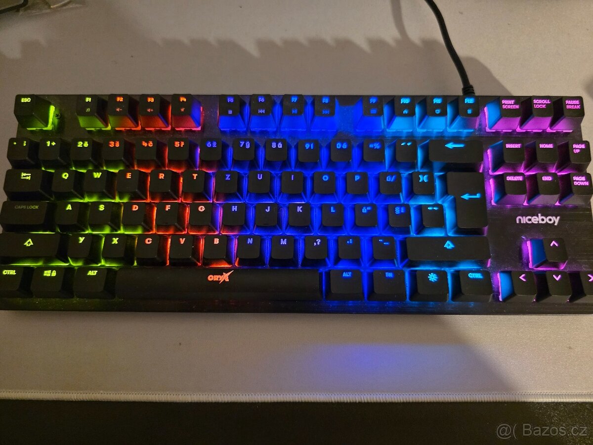 Klávesnice Niceboy Oryx K300x v záruce