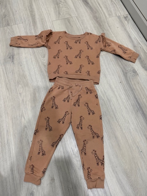 Teplákové soupravy vel. 92/98