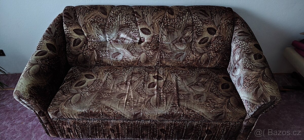 sedačka a dvě křesla