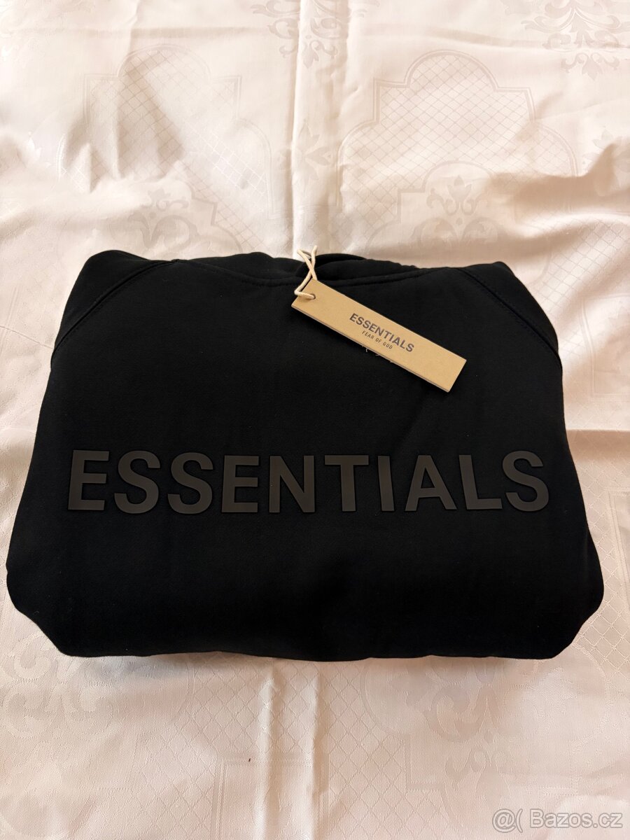 Nová mikina Essentials Black M 1:1