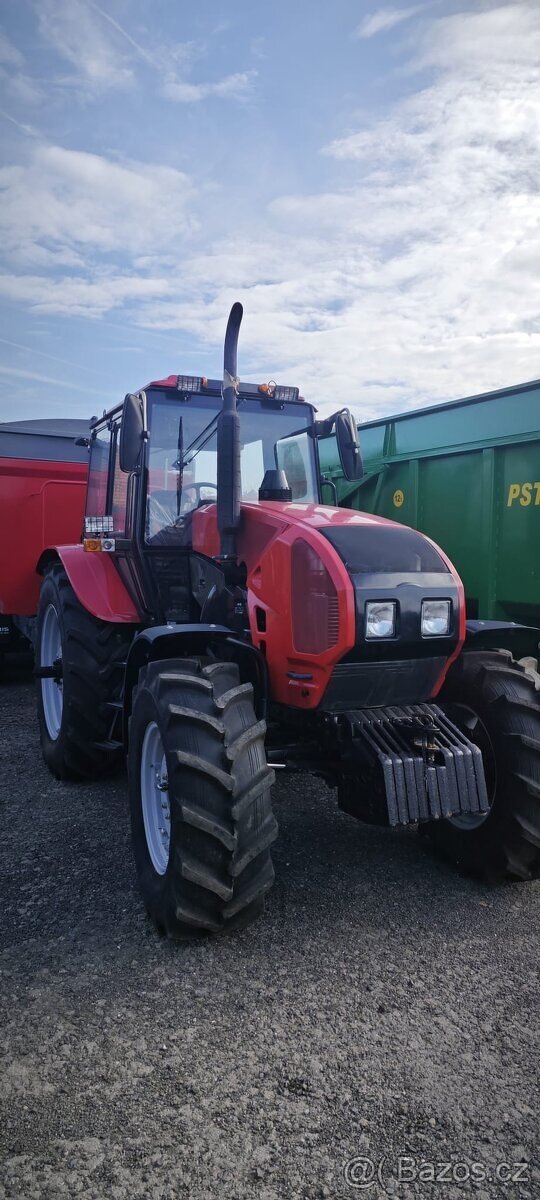 traktor Bělorus