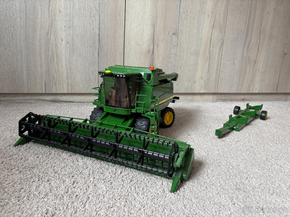 Kombajn Bruder John Deere T670i