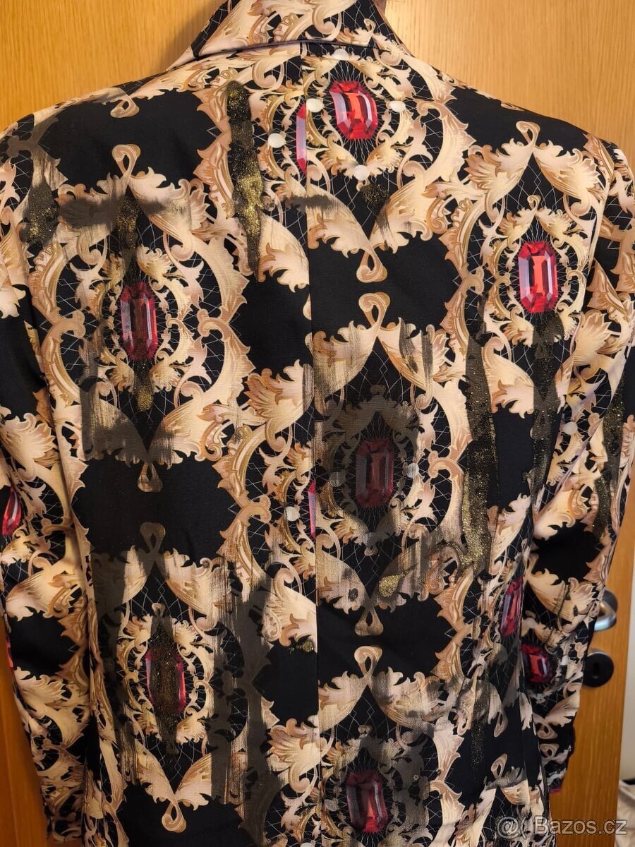 Prodam Sako Karl Mommoo