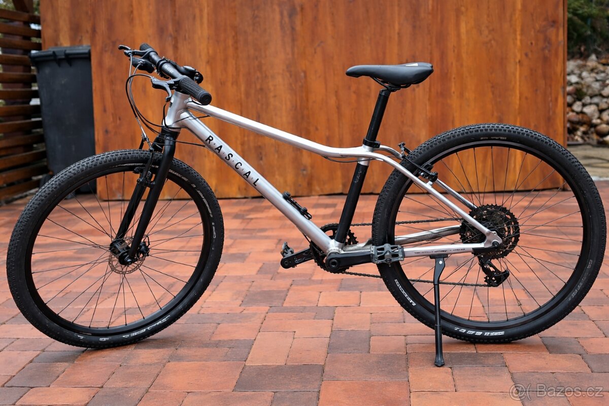 Kolo Rascal 24" šedé titanium