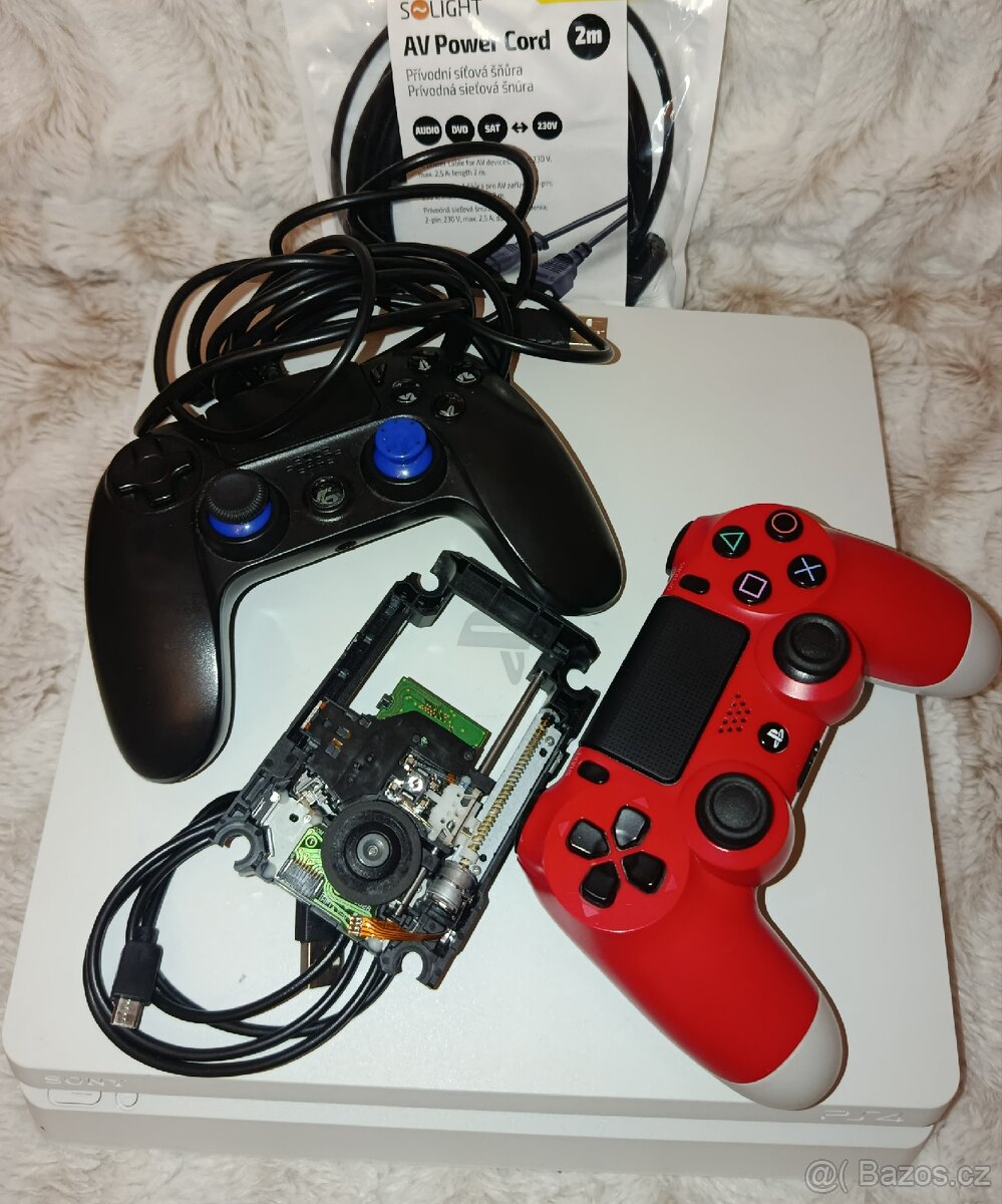 PS4 Slim čti více