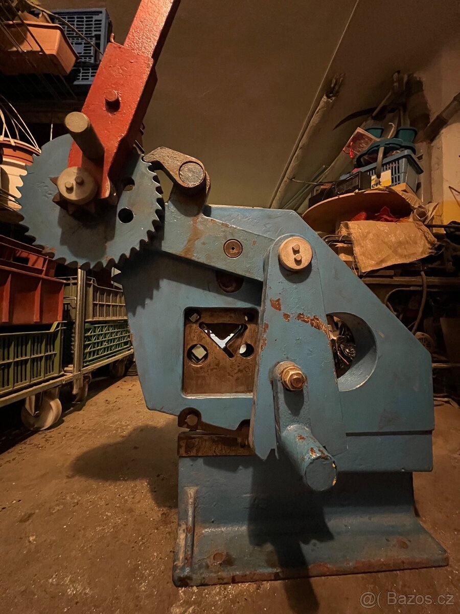 Pákové nůžky / repasované