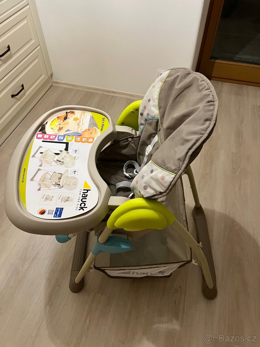Jídelní židlička.