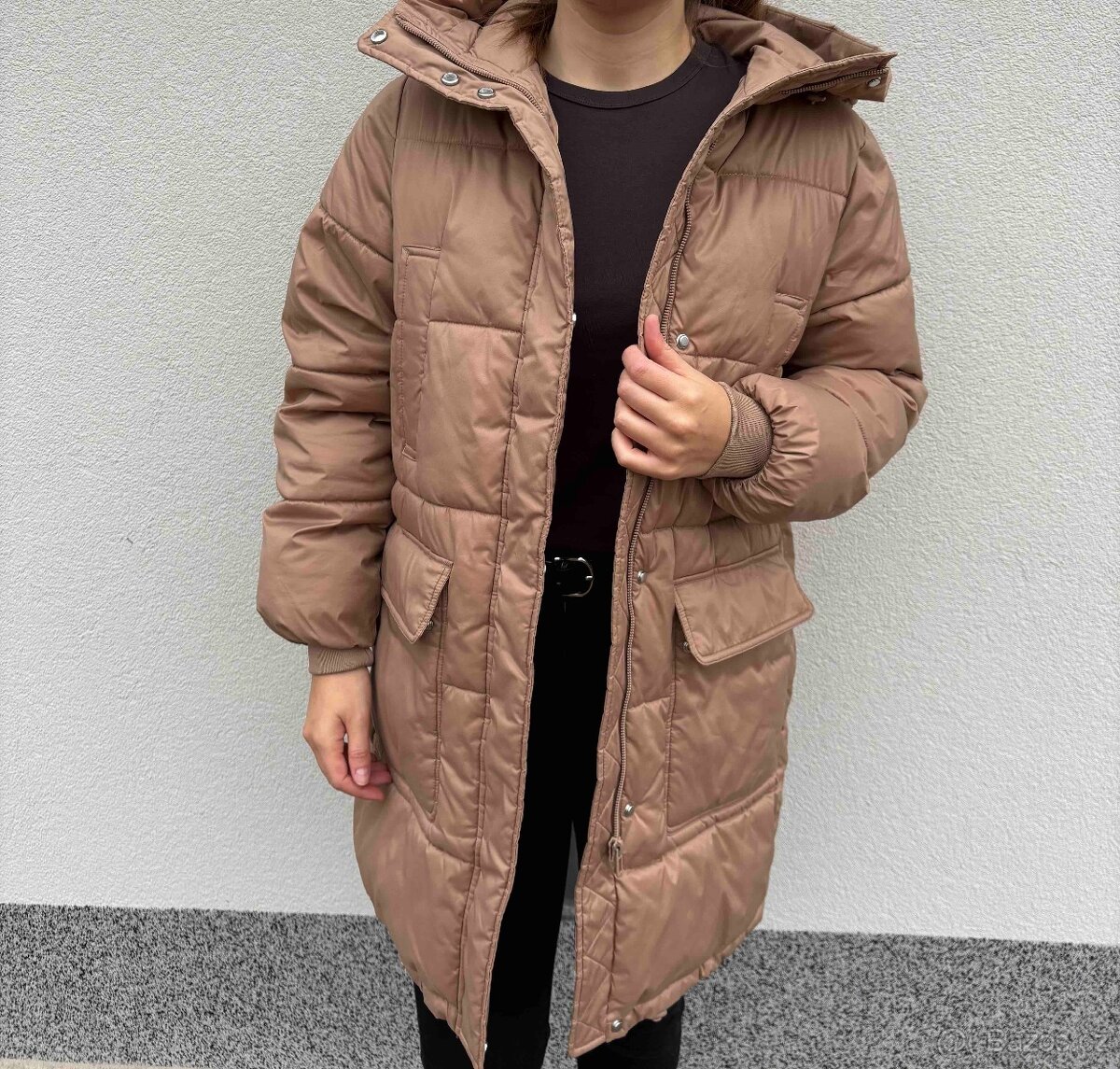 Bunda zimní hnědá dlouhá