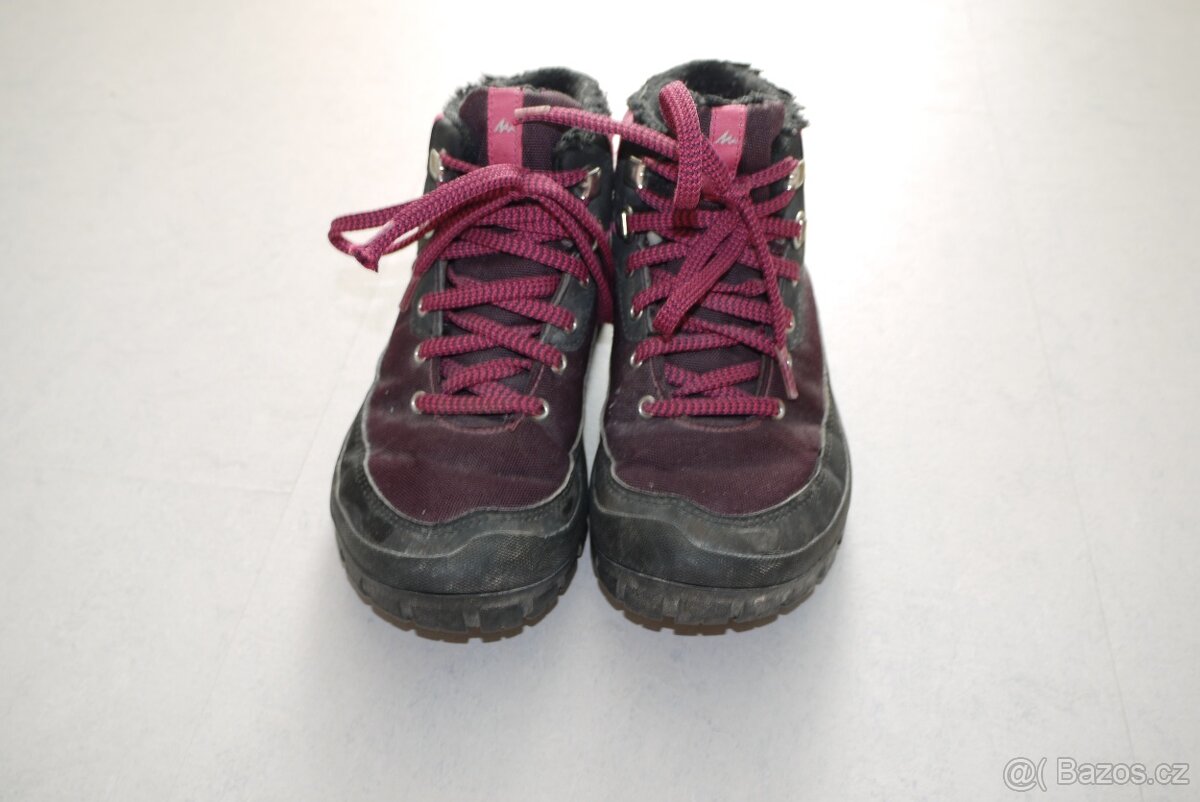 Zimní dívčí boyt velikosti 33 / Quechua