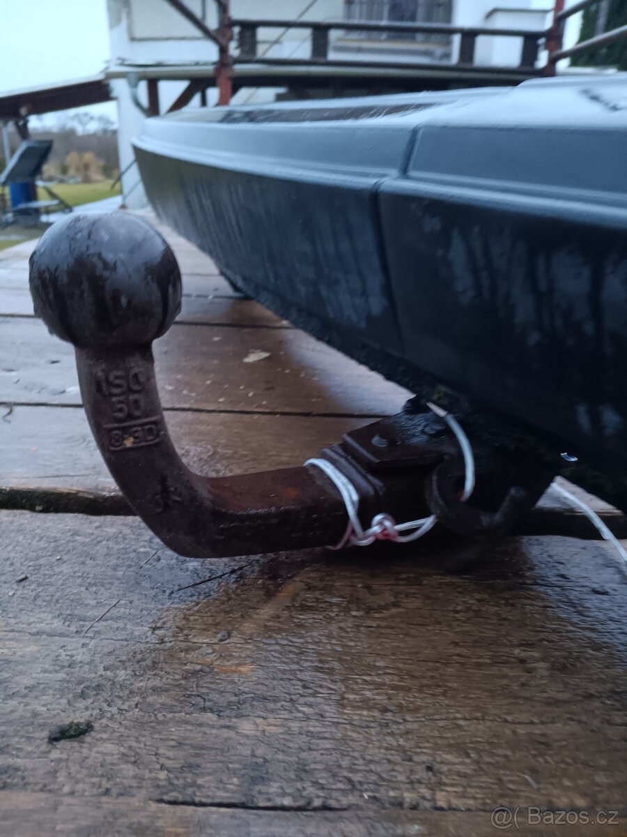 Prodam na Skoda naraznik + tazny