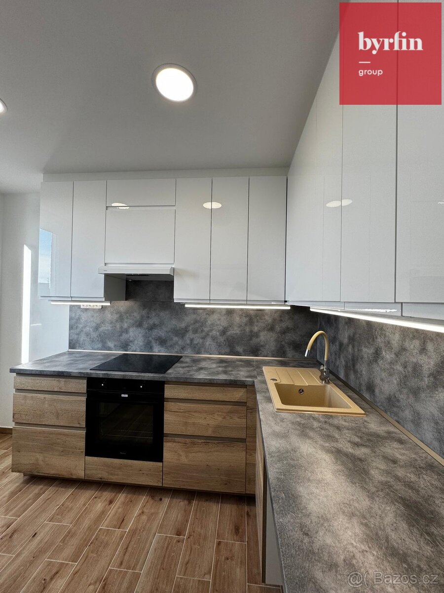 Pronájem bytu 2+KK 43m2 Aloise Gavlase