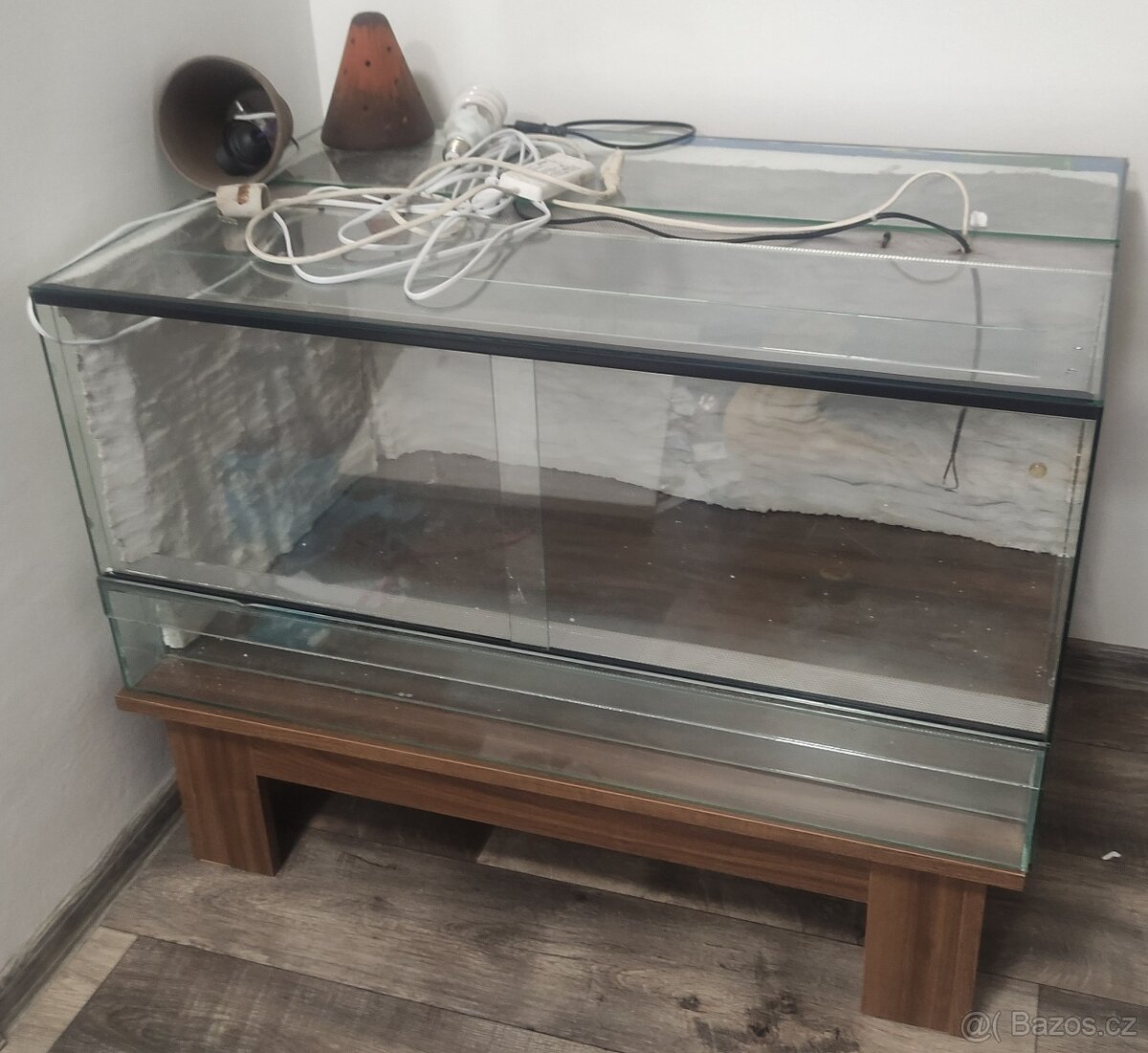 Terárium pro želvu, agamu, leguána