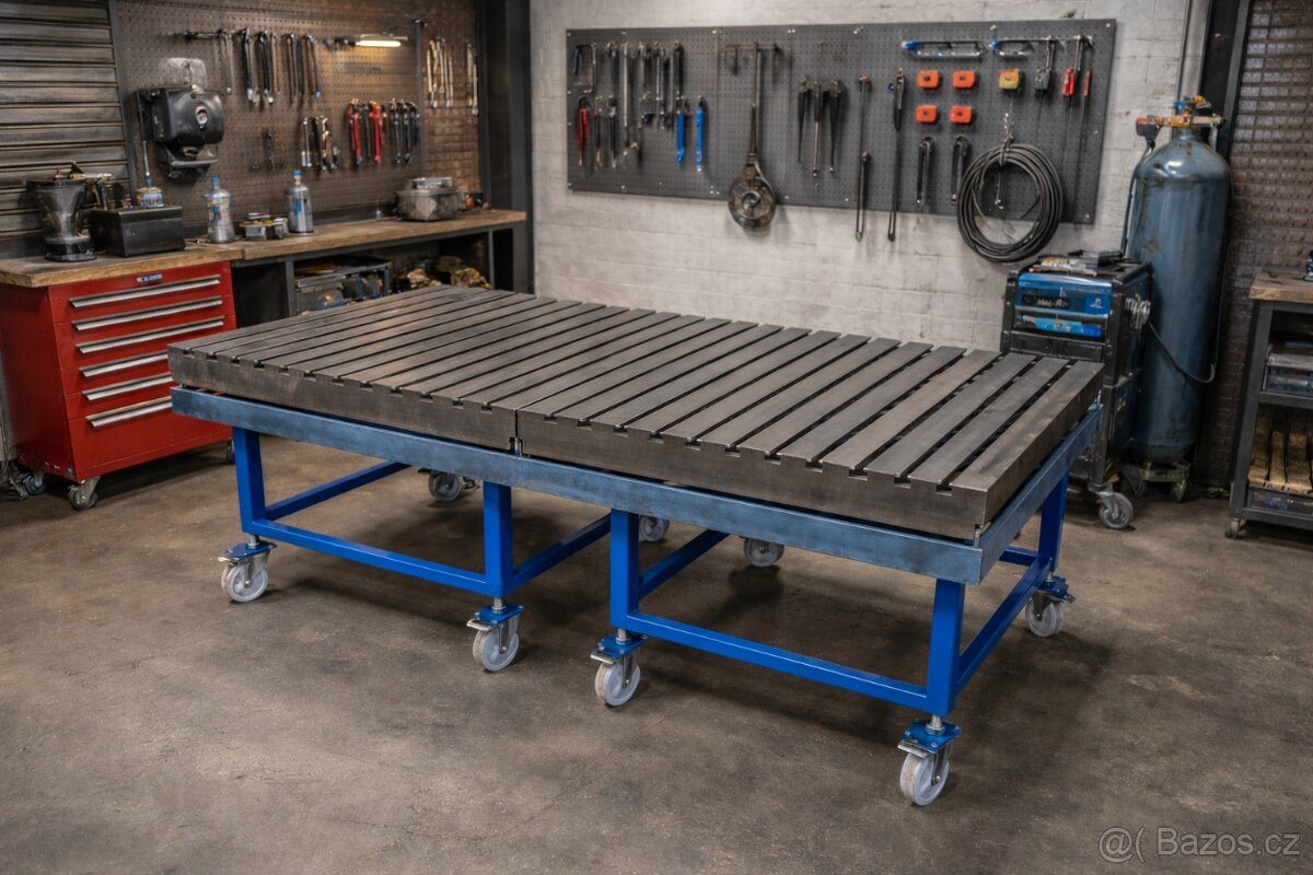 Svařovací stůl