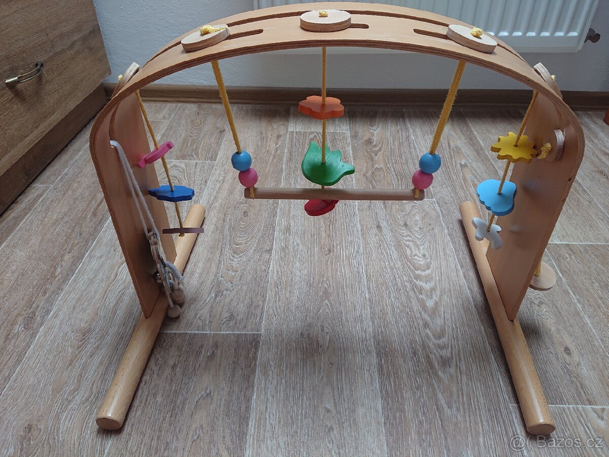 Hrazdička pro miminko, Eva Kiedroňová