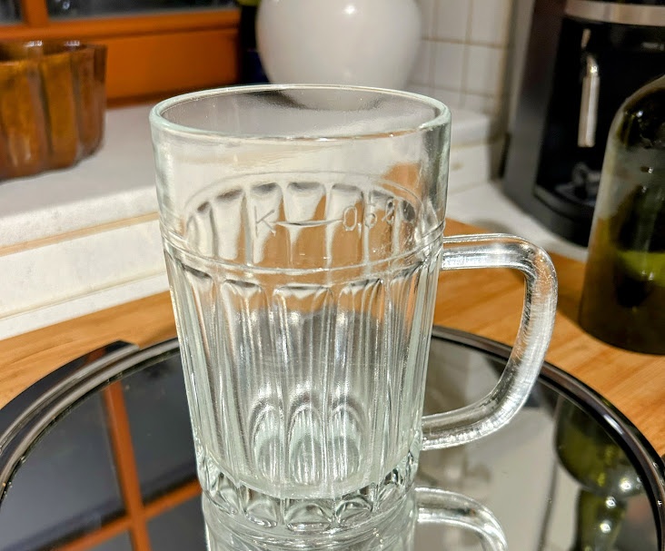 Autorský půllitr na pivo Jiří Brabec značení