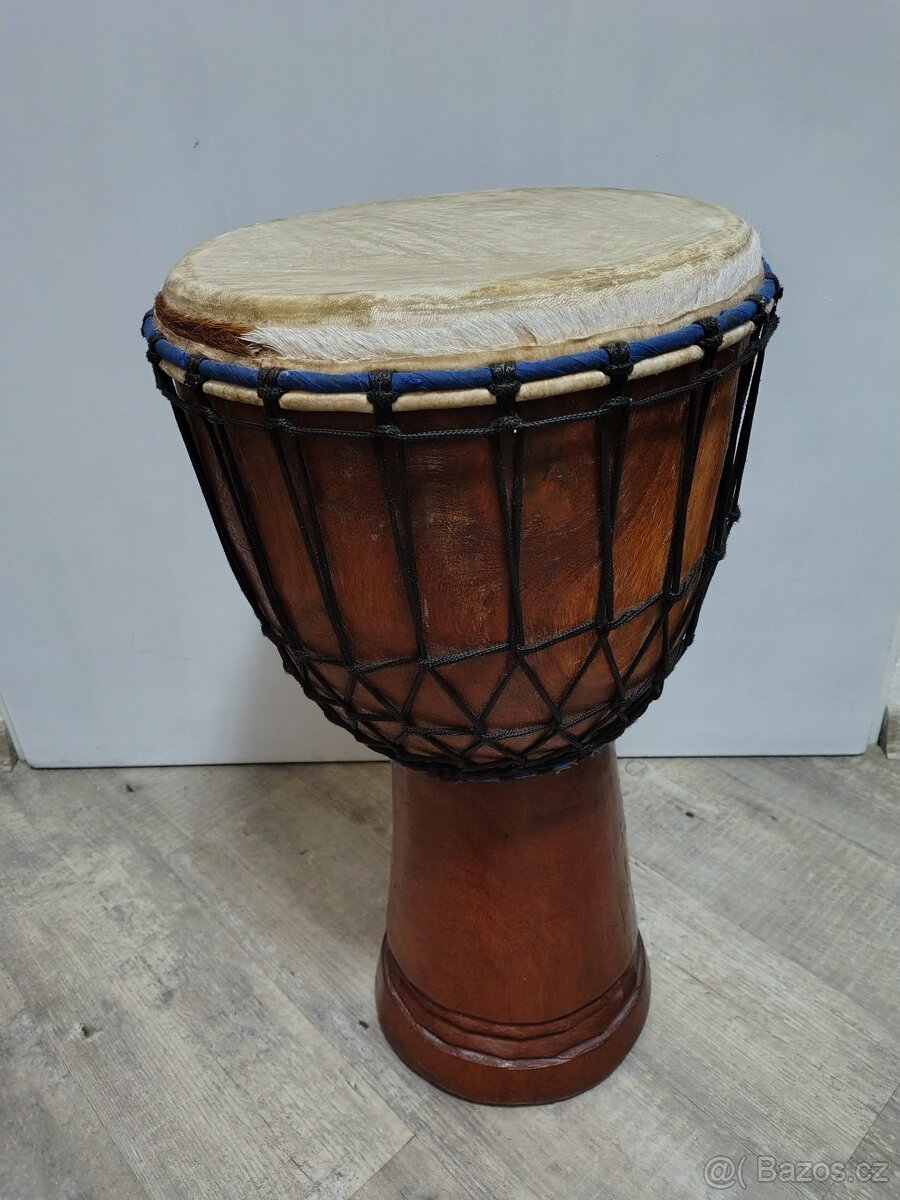 Djembe buben z Mali - výborný stav