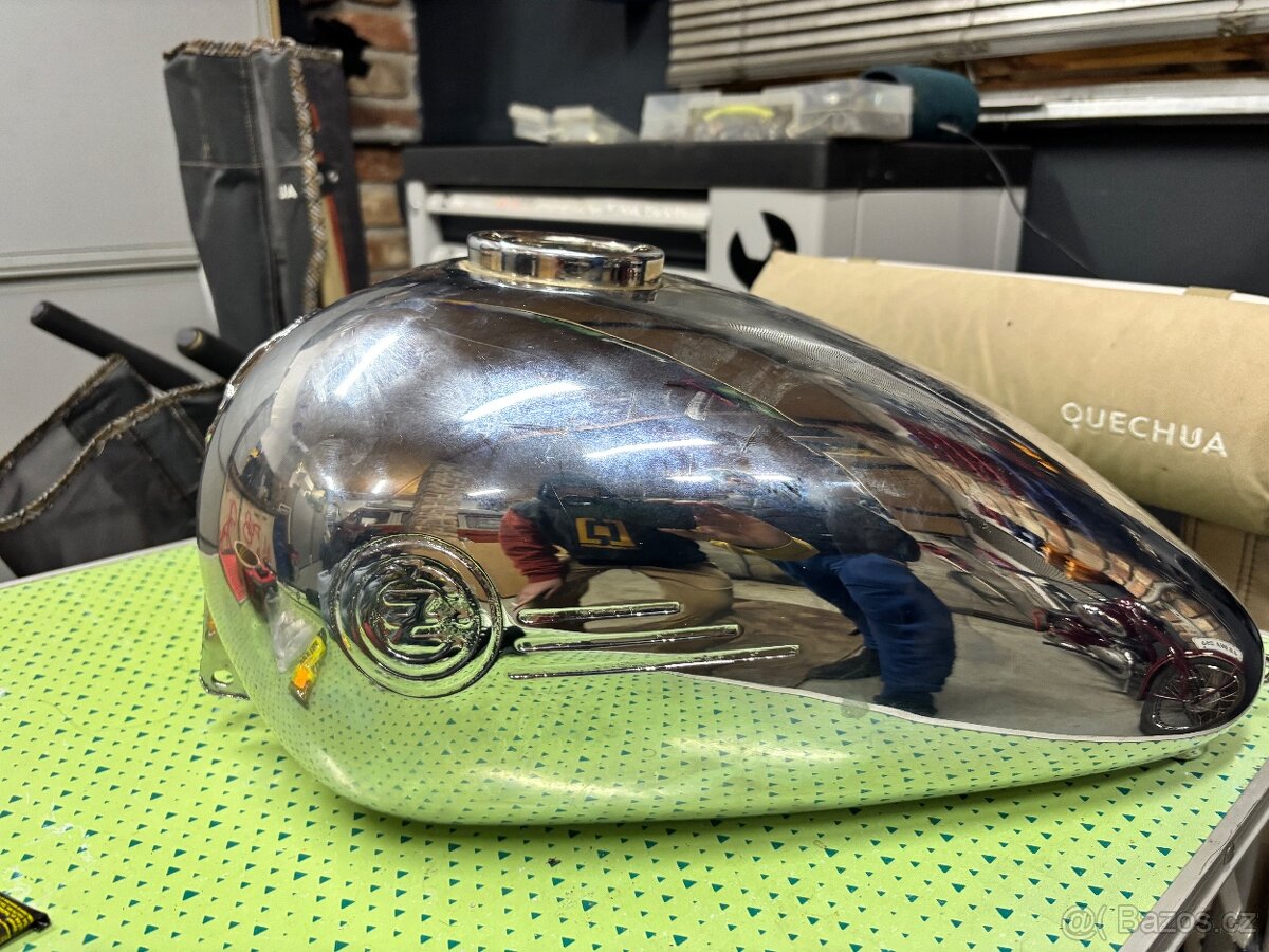 Nádrž Čz 125t nový chrom