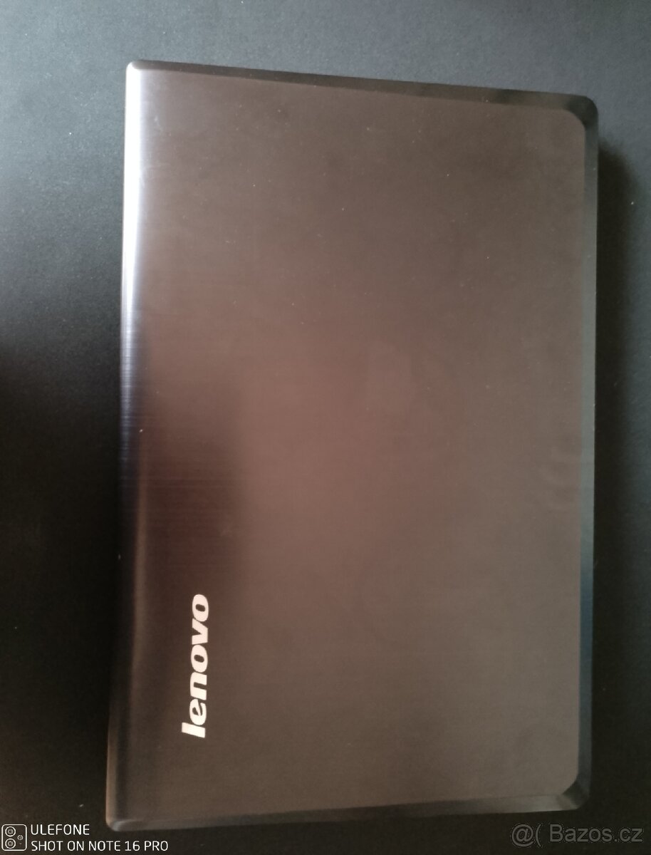 Lenovo IdeaPad Y580 – Herní notebook ve výborném stavu