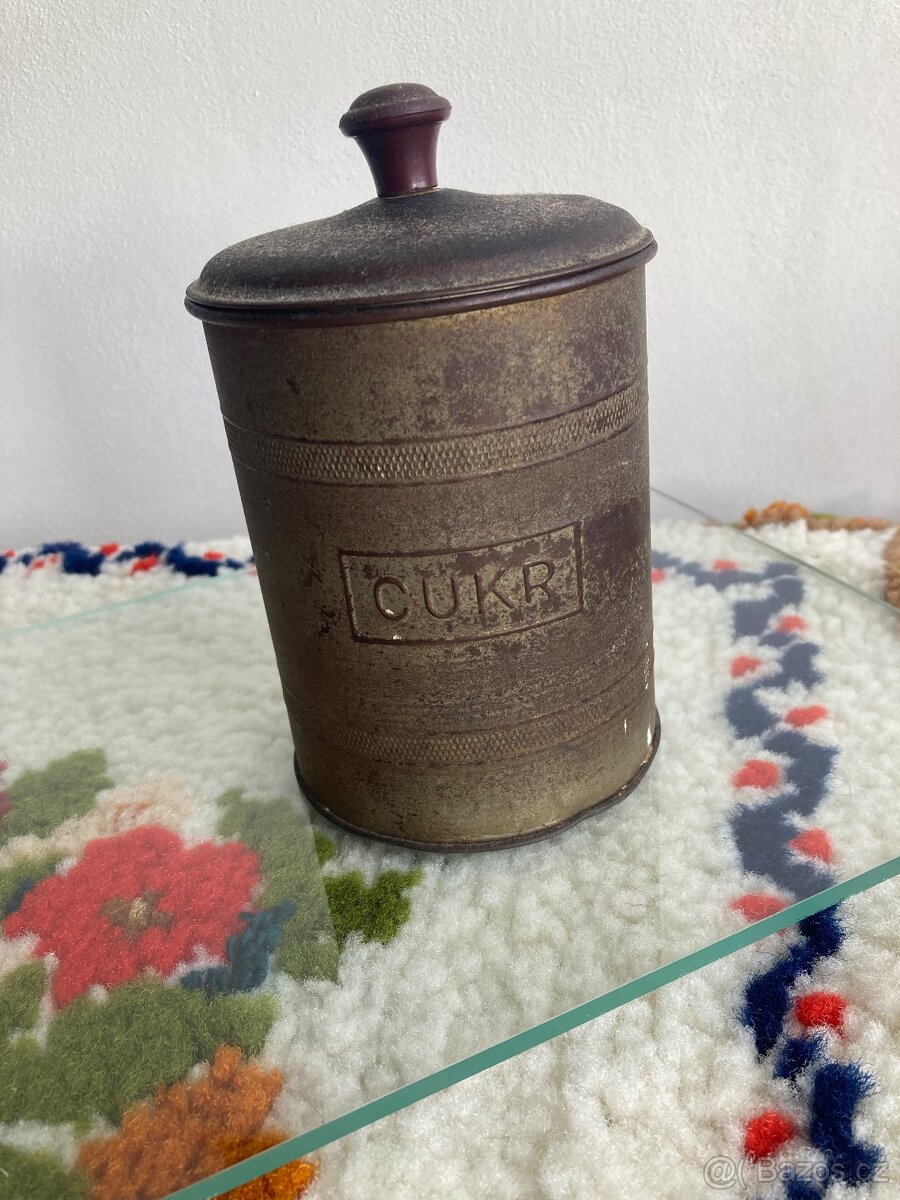 Starožitná plechová dóza CUKR – značka DILO – první republik