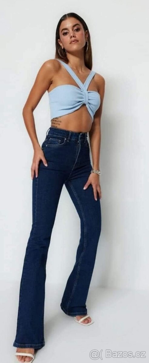 Nové rifle, džíny