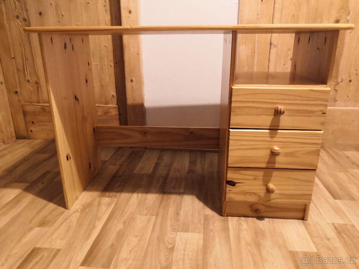 Psací stůl, masiv borovice