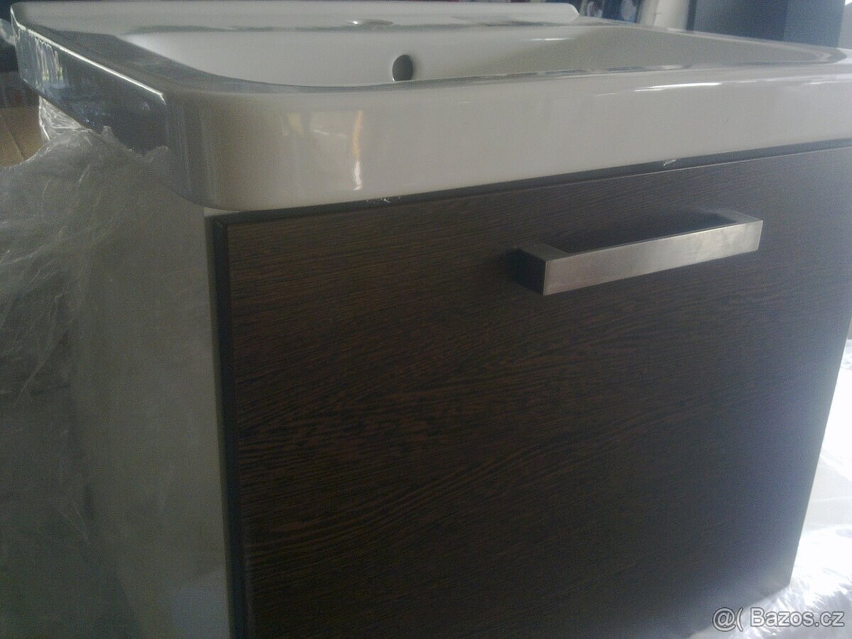 Koupelnová skřínka 45cm s umyvadlem JIKA- nová