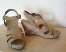 Prodám různé boty vel 38