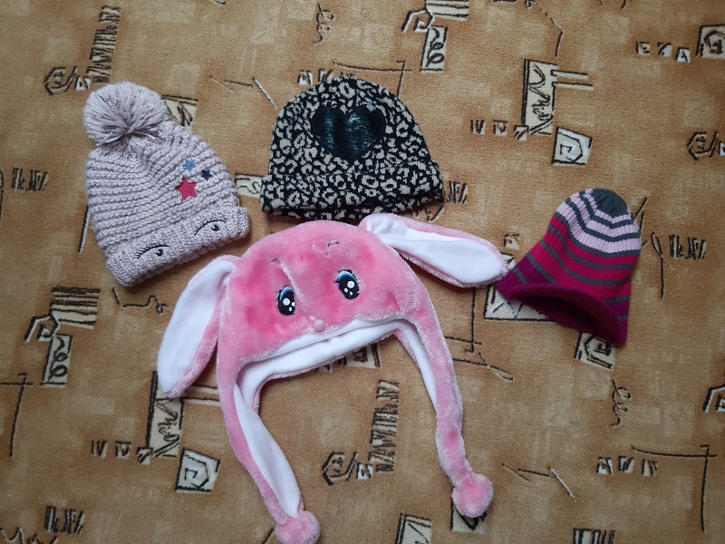 Zimni čepice 7-11 let