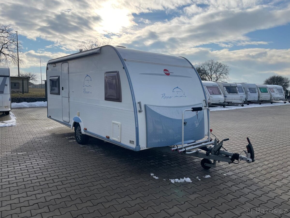 Burstner Flipper 460, 4 osoby, EL.POJEZD, sprcha, fr.postel