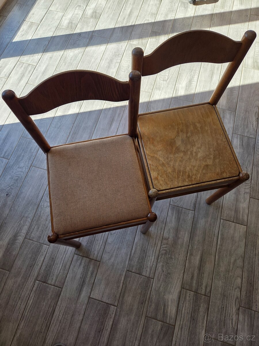 Zidle dřevěná i kancelářská ,stoleček