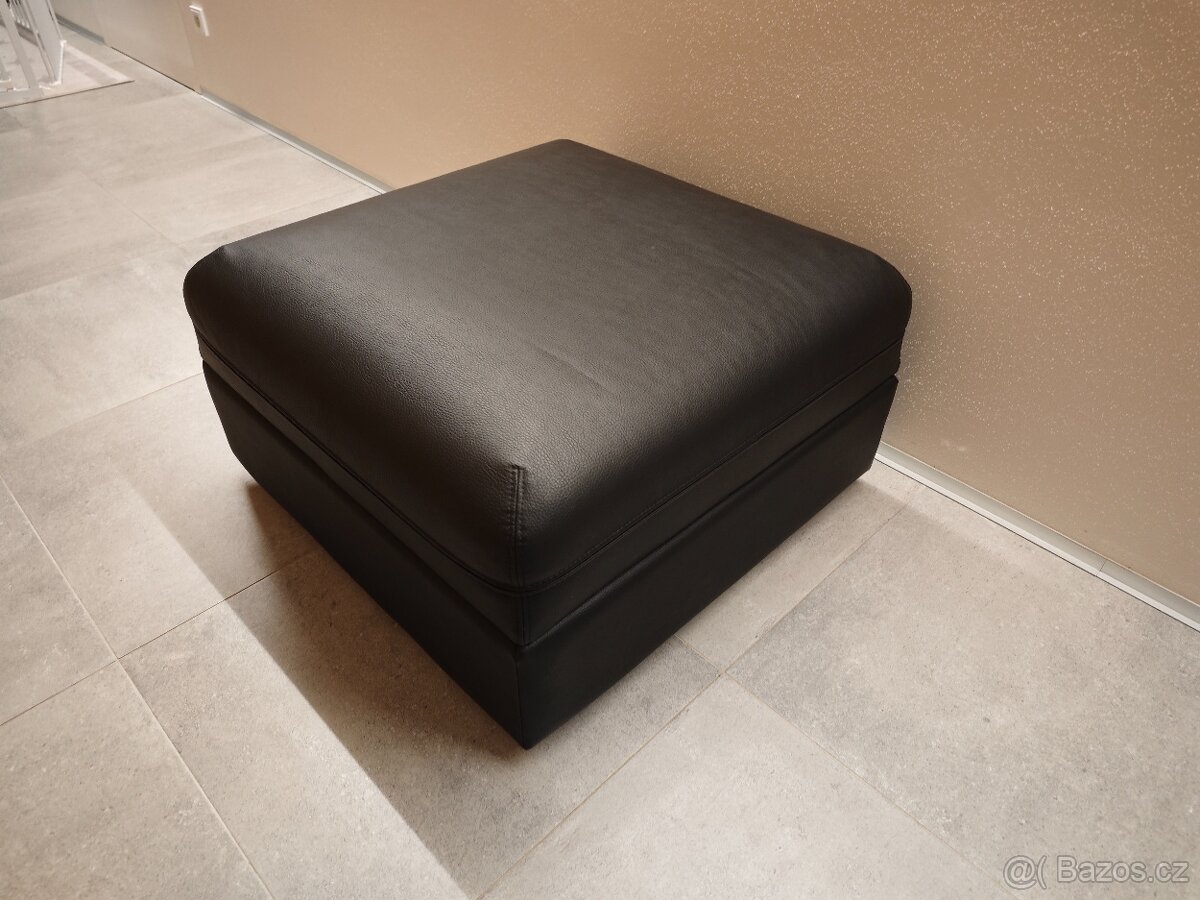 Taburet - podnožka s úložným prostorem