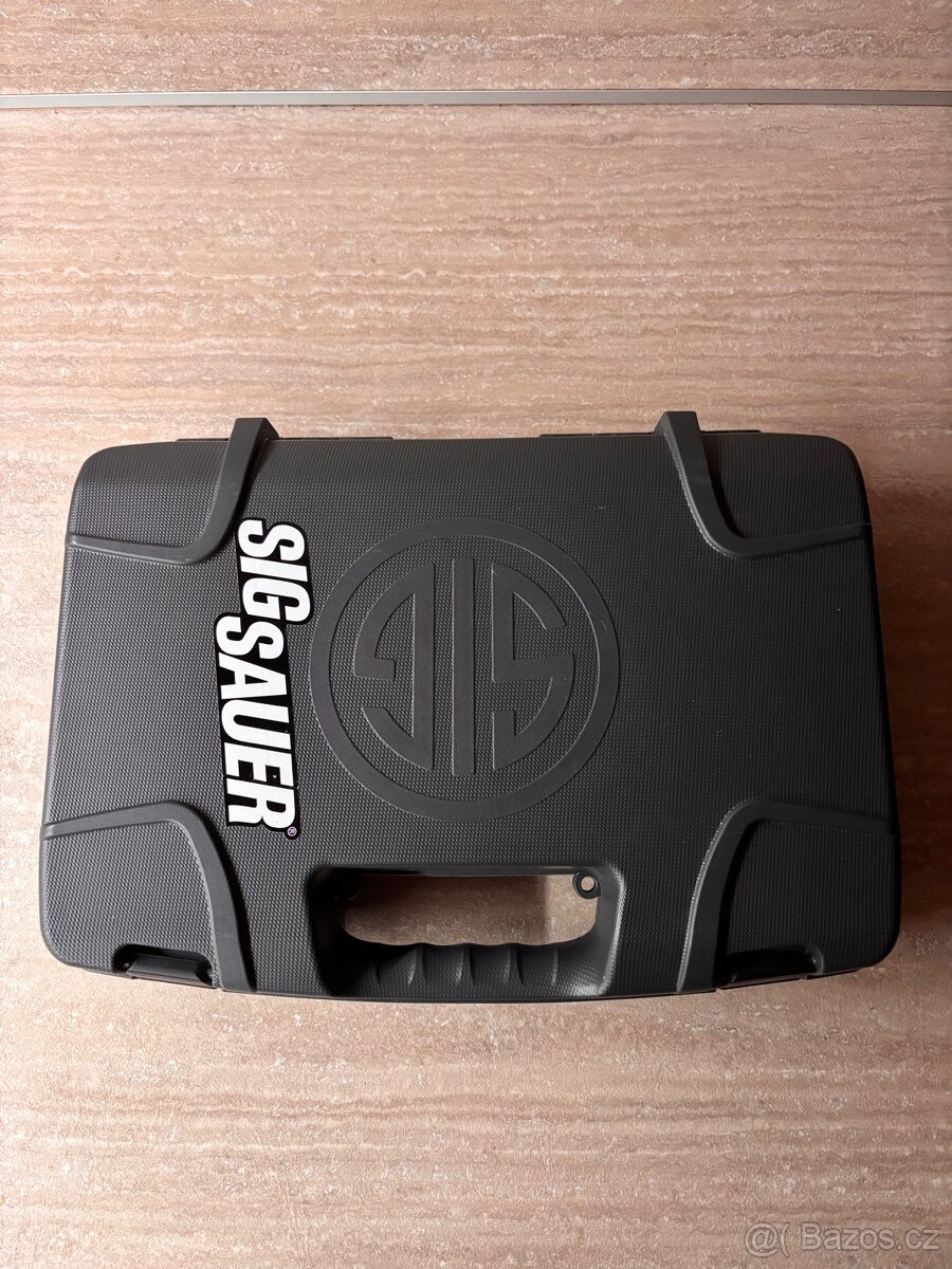 Samonabíjecí pistole Sig sauer 320XF-9-VTAC-R2