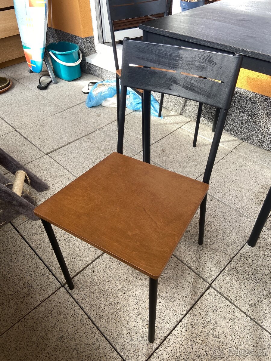 Stůl s židlemi IKEA