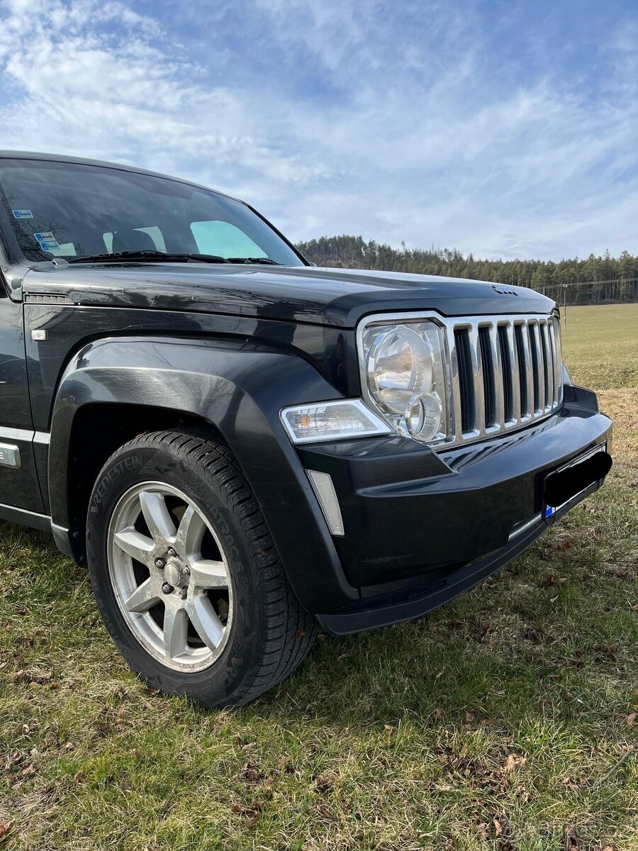 JEEP Cherokee Liberty (KK)