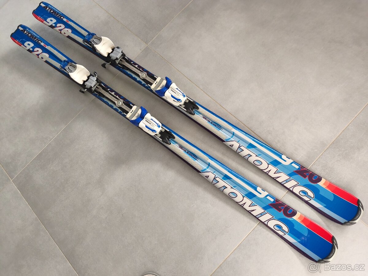 Prodám lyže značky Atomic 9-20. Velikost 154cm.