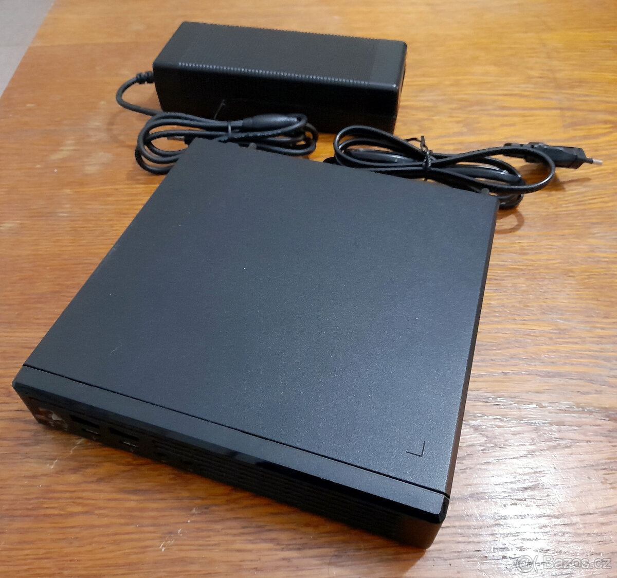 Mini PC - ASRock - Ryzen 3 2200G / 16GB RAM / 1TB SSD